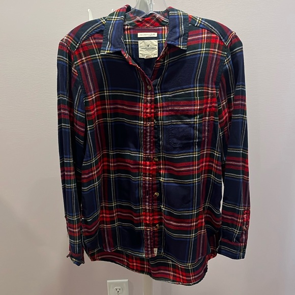 American Eagle Outfitters Tops - Women’s Plaid Flannel